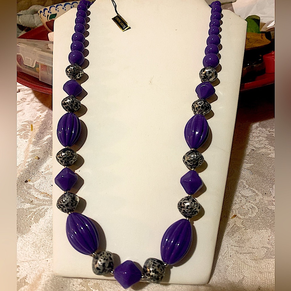 Lucite Vintage purple necklace Statement piece